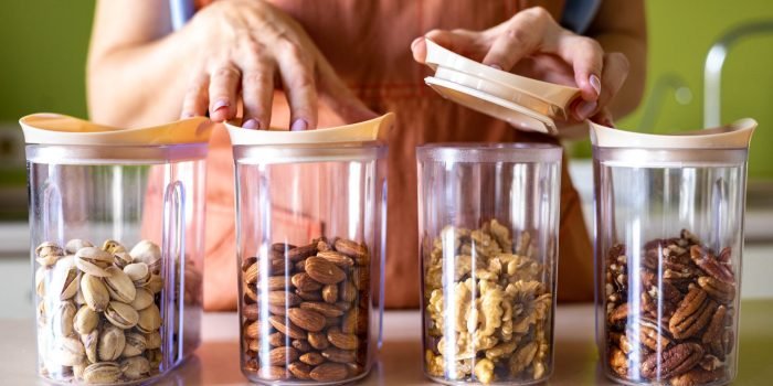 How to Store Dry Fruits